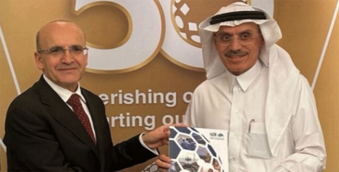 بانک توسعه اسلامی ۶.۳ میلیارد دلار به ترکیه کمک مالی می‌کند